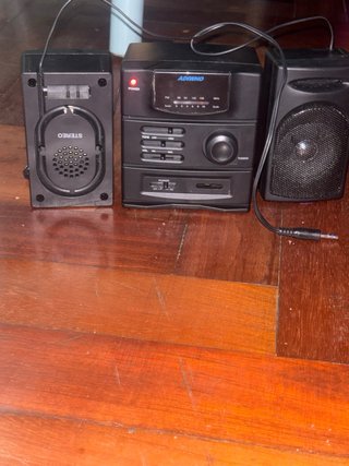 Altavoces ADIWHO Negros Tiene radio para escuchar