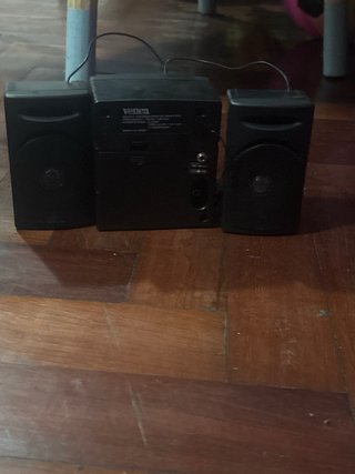 Altavoces ADIWHO Negros Tiene radio para escuchar