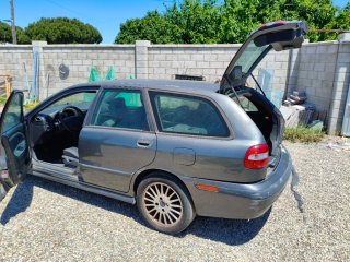 Volvo V40 2000