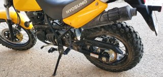Hyosung Karyon 125cc Enduro Amarilla
