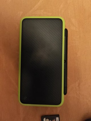 Nintendo NEW 2DS XL Negra