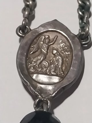 Rosario antiguo con estuche cuero