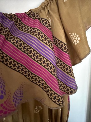 Vestido largo estampado marrón y morado