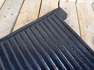 BASE HIERRO FORJADO 36X34X3CM