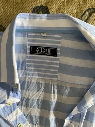 Camisa de rayas azul y blanca para hombre