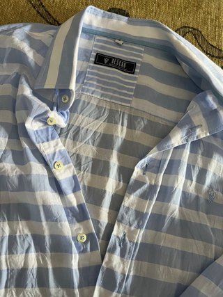 Camisa de rayas azul y blanca para hombre