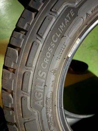 215/65 R16 109/107T Michelin AGILiS CrossClimate