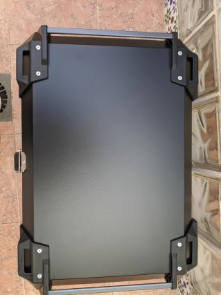 Baúl 65L Universal Cofre