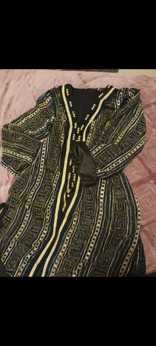 Caftán Tekchita Negro y Dorado Talla Única