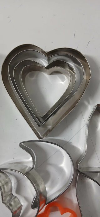 Set Tagliabiscotti Metallo e Plastica