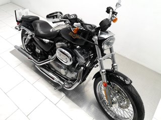 HARLEY DAVIDSON SPORTSTER 883 LOW 2010 16914 kms.