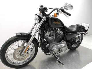 HARLEY DAVIDSON SPORTSTER 883 LOW 2010 16914 kms.