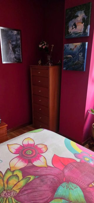 Muebles dormitorio de madera y color cerezo