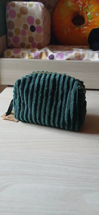 Pochette verde in velluto a coste