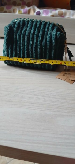 Pochette verde in velluto a coste