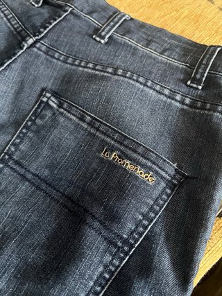 Bermuda de hombre azul