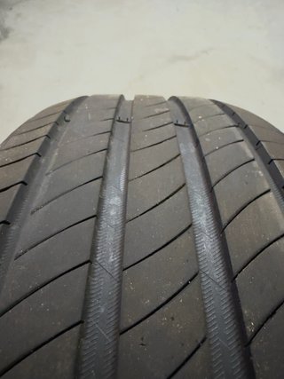 Neumático Michelin Primacy 4 235/45 R20
