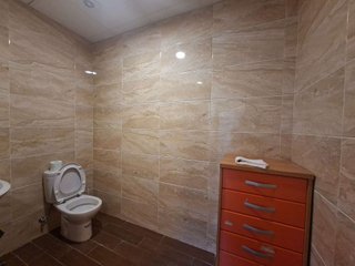 Local comercial en venta en Zona Hispanidad-Vivar Téllez en Vélez-Málaga