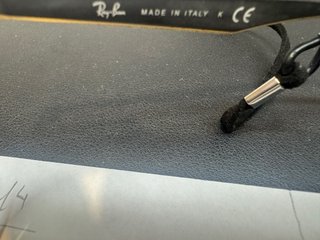 Gafas de sol Ray-Ban negras