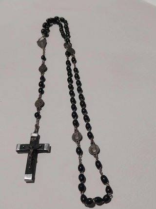 Rosario antiguo negro con cruz