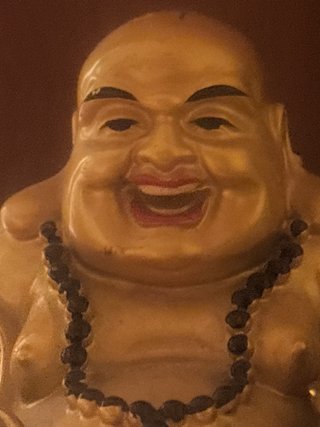 Statua Buddha Dorata Felicità