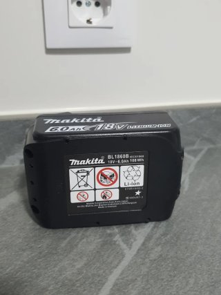 Batteria Makita 18V 6.0Ah Nuova