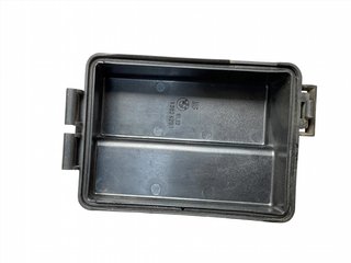 Tapa caja reles BMW 5 E34 86-97