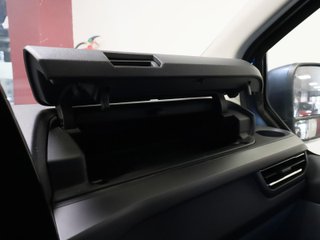 Ford Transit Custom 2.0 Ecoblue 320 L1 Nugget Titanium AT 125 kW (170 CV)
