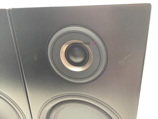 monitor estudio triangle aio twin