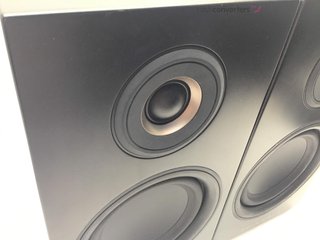 monitor estudio triangle aio twin