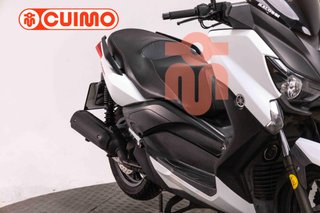 YAMAHA XMAX 125