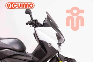 YAMAHA XMAX 125