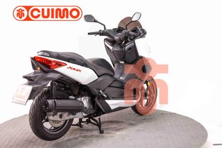 YAMAHA XMAX 125