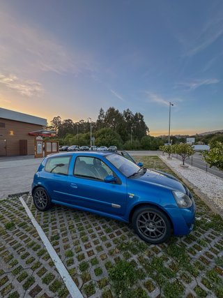 Renault Clio 2004