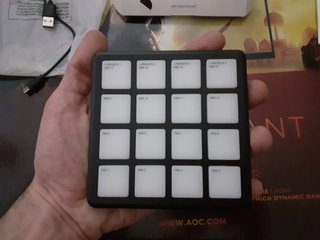 Controlador MIDI 16 Pads RGB