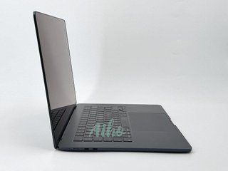 MacBook Air 15" M3 (2024) 8 CPU/10 GPU núcleos - SSD 512GB - 16GB RAM - Azul Medianoche