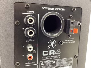 altavoces pc mackie cr4