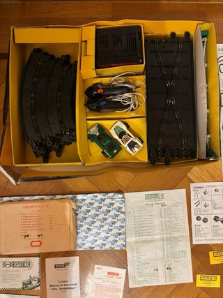 Scalextric GP-27 años 80.