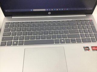 pc portatil hp 15-fc138ns