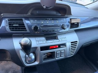 Honda FR-V 2008