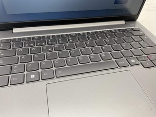 pc portatil lenovo 21mr