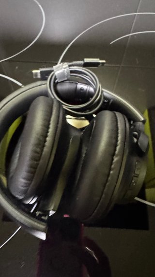 Auriculares KVIDIO Negros y Grises