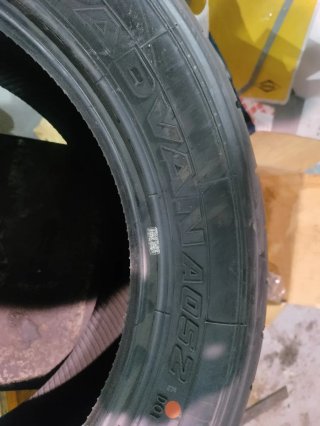 Yokohama Advan A052 205/55 R16 94W