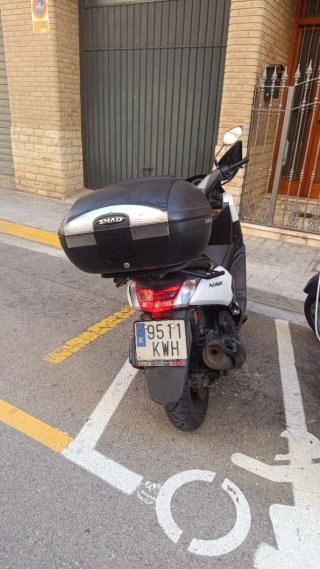 Yamaha NMAX 125 Blanca Scooter Automática