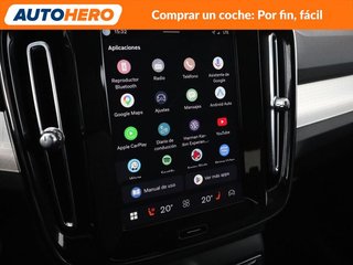 Volvo XC40 2.0 B3 Mild-Hybrid Plus Dark 2WD