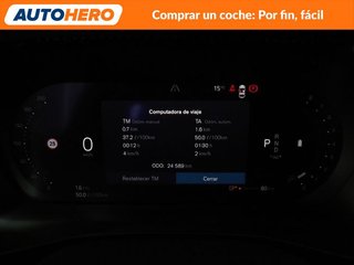 Volvo XC40 2.0 B3 Mild-Hybrid Plus Dark 2WD