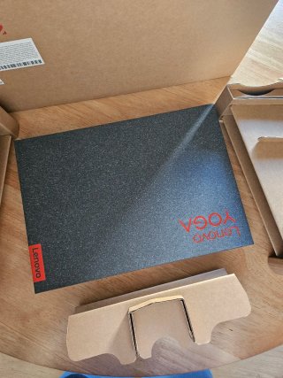Lenovo Yoga 9 14IMH9 4K OLED