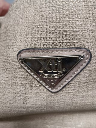 Bolso femenino Xti en buen estado