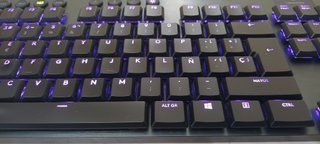 Teclado inhalambrico RGB Logitech G915