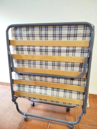 Cama Plegable con Ruedas de 90 cm